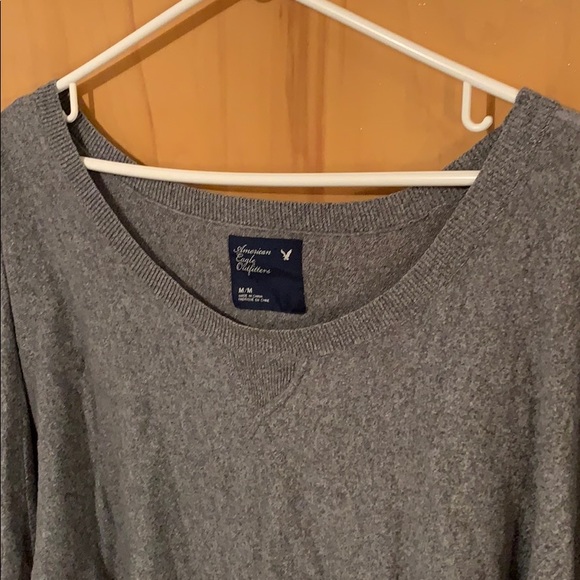 grey t-shirt - Picture 3 of 4